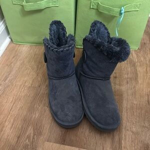 Lamo faux fur lined boots
